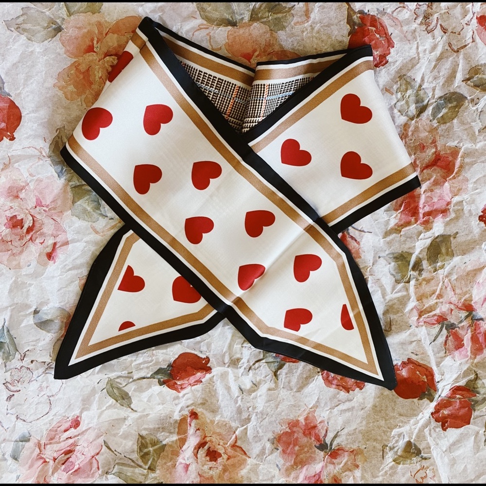 💕Last one Red Hearts Double Side Narrow Scarf - Picture 5 of 6